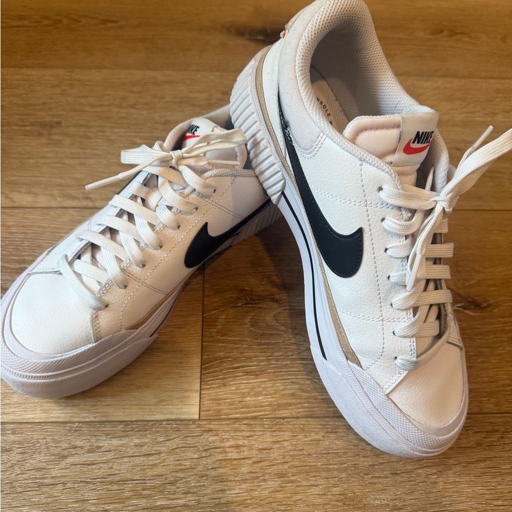 Nike Women's Court Legacy Lift Sneakers